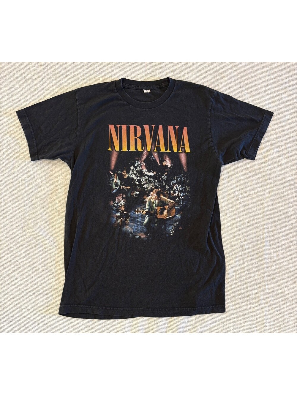 Nirvana MTV Unplugged In New York Graphic T-Shirt Black Size M Retro Band Tee